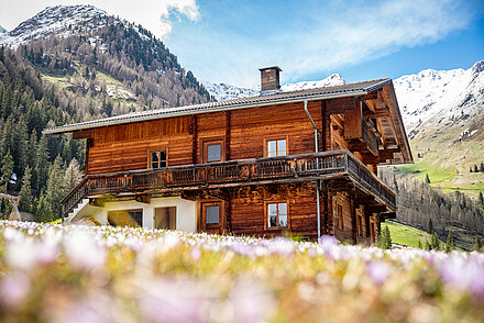 [Translate to Englisch:] Almhütte Gutwenger